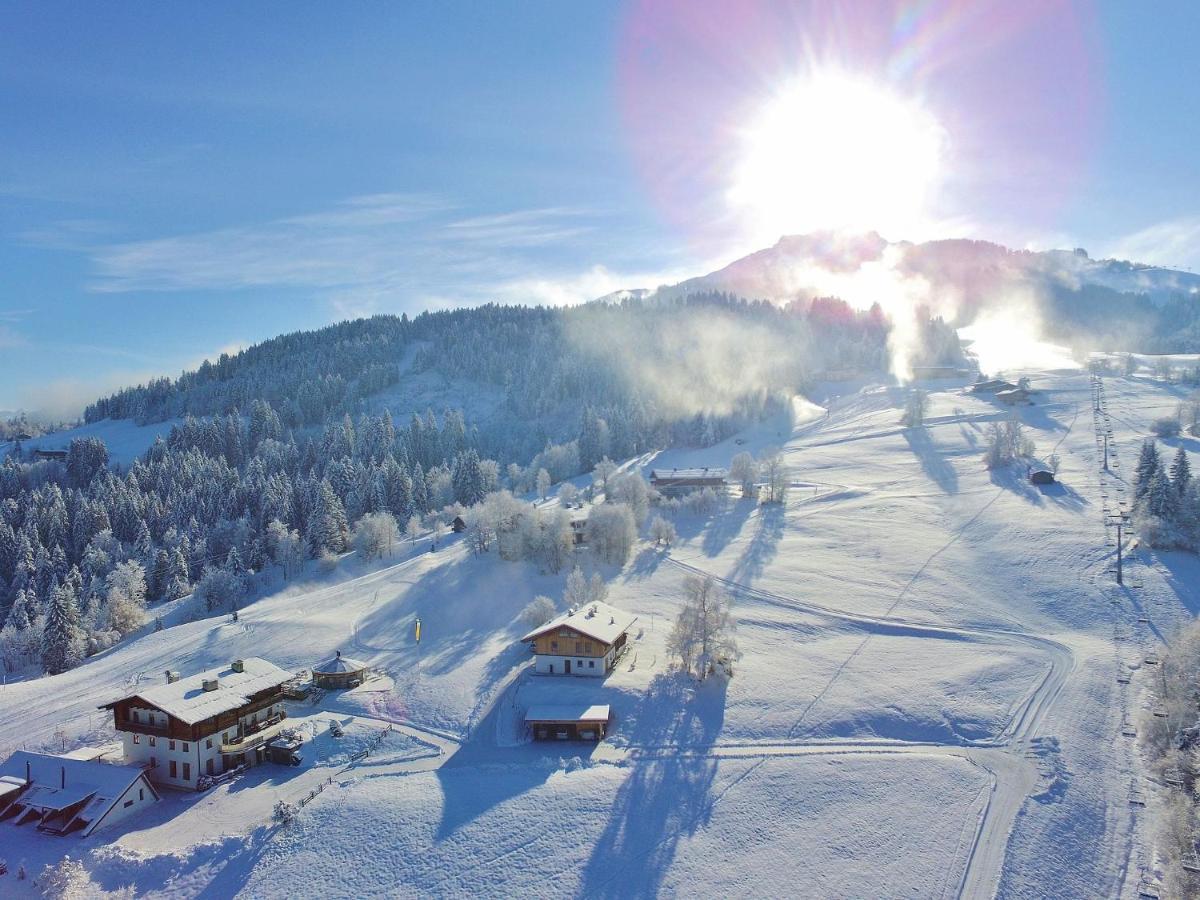 Chalet On The Ski Slope In St Johann In Tyrol Apfeldorf Екстер'єр фото
